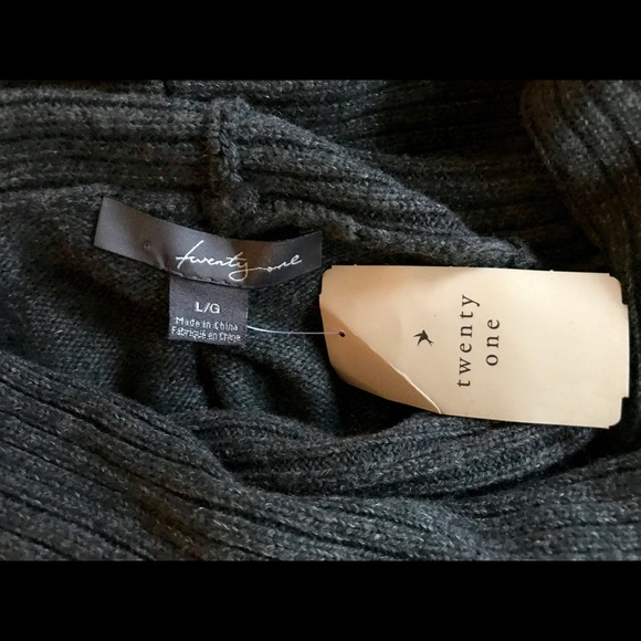 Twenty One cowl neck sweater - Picture 6 of 8